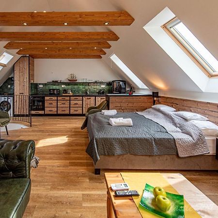 Eger Castle Hill Premium Apartments Bagian luar foto